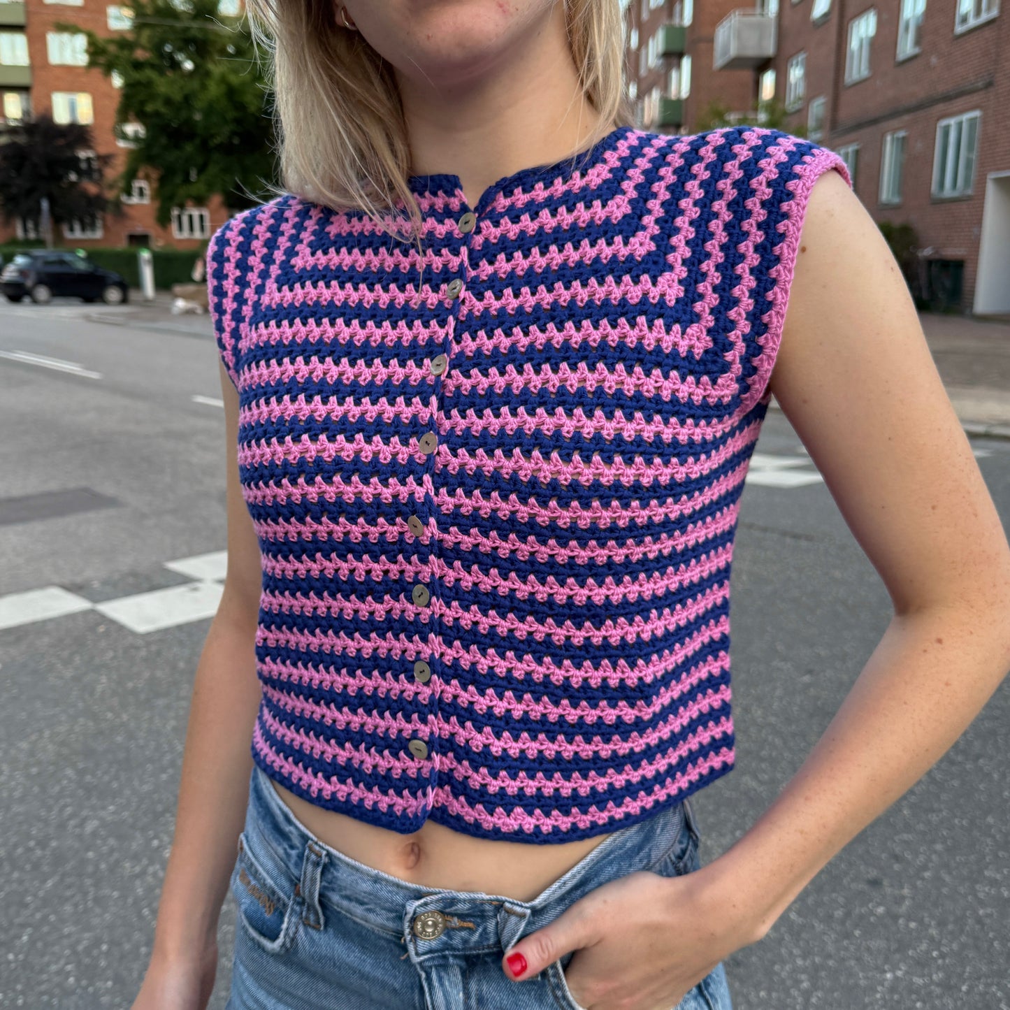 TILDA VEST CROCHET PATTERN, English & German