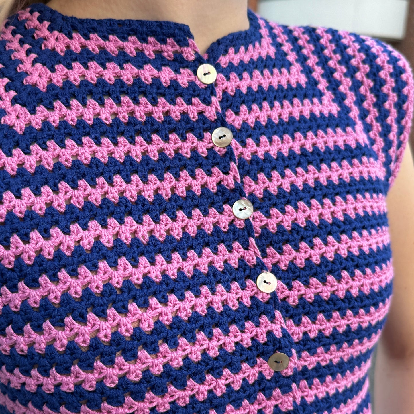 TILDA VEST CROCHET PATTERN, English & German