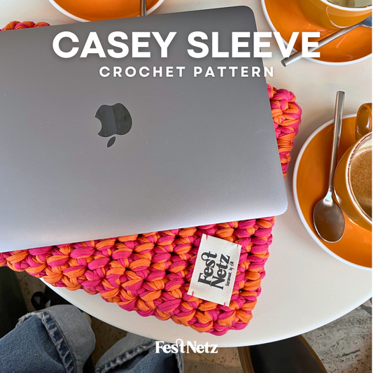 CASEY SLEEVE PATTERN - Laptop, Tablet and E-Reader Sleeve Crochet Pattern